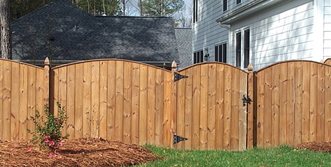 Most common fencing style in the Triad area